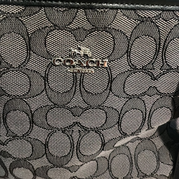 Coach tote handbag - Picture 2 of 11